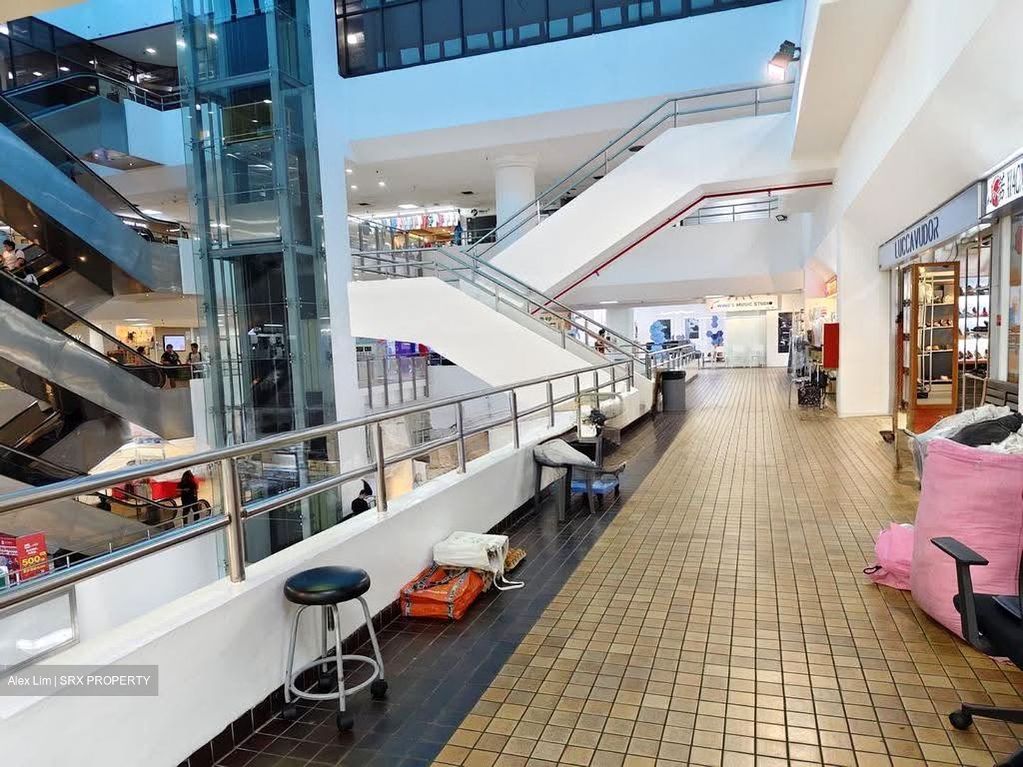Beauty World Centre (D21), Shop House #627324981